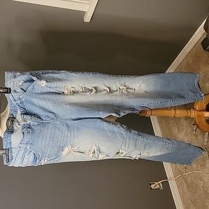 Torrid Distressed Jeans size 26R